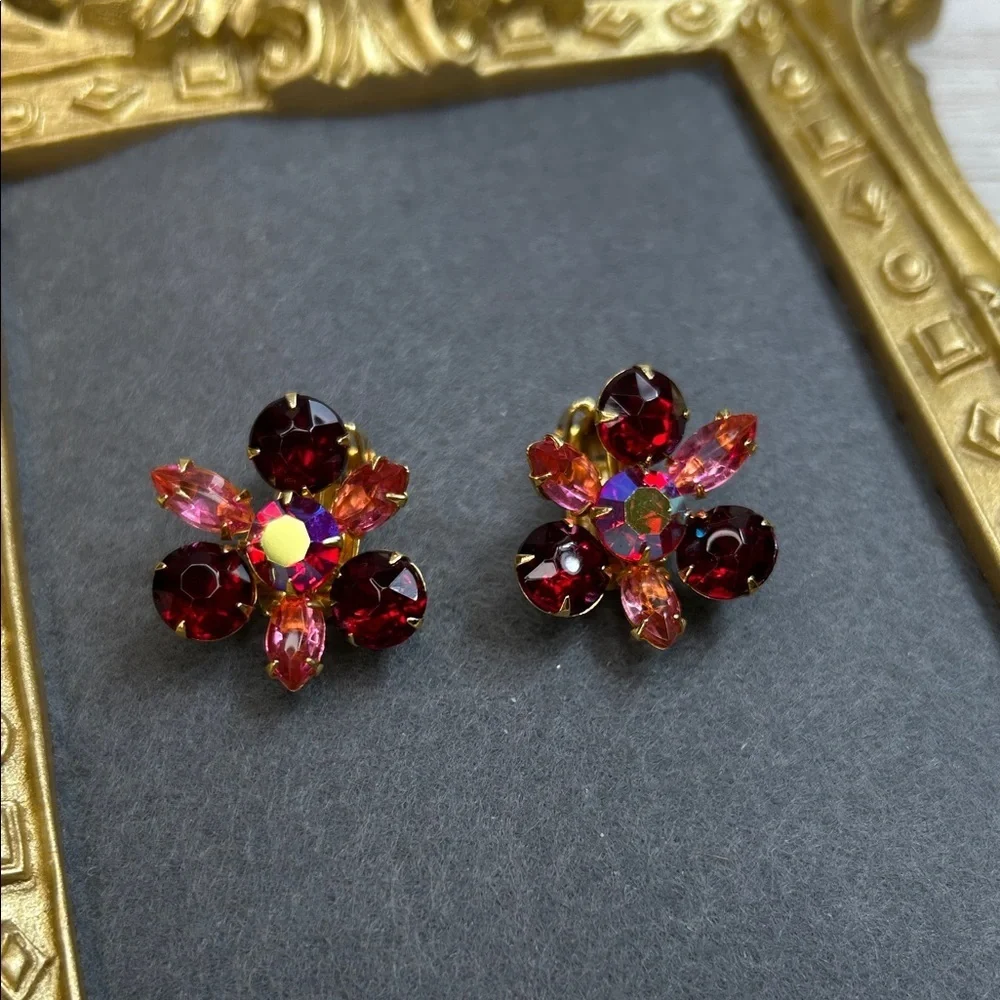 Beau Jewels Vintage Floral Crystal Clip On Earrings